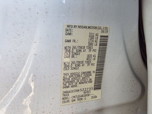 Used 2019 Nissan Titan SV w/ SV Convenience Package image 32