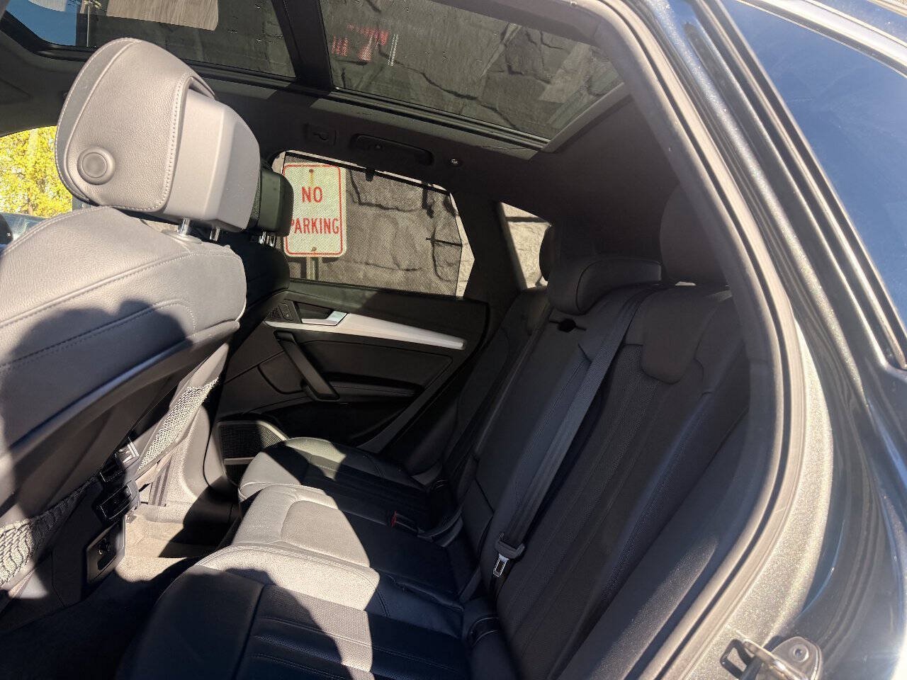 Used 2018 Audi SQ5 Prestige w/ Prestige Package AWD/4WD image 11