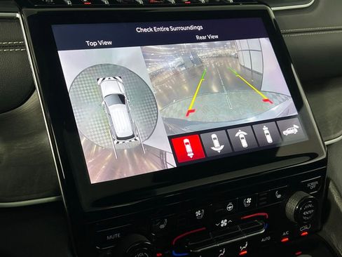 Used 2024 Jeep Grand Cherokee L Limited w/ Luxury Tech Group II image 21