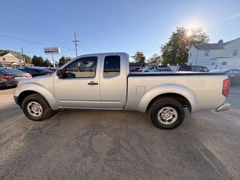 Used 2007 Nissan Frontier XE w/ Preferred Pkg RWD image 10
