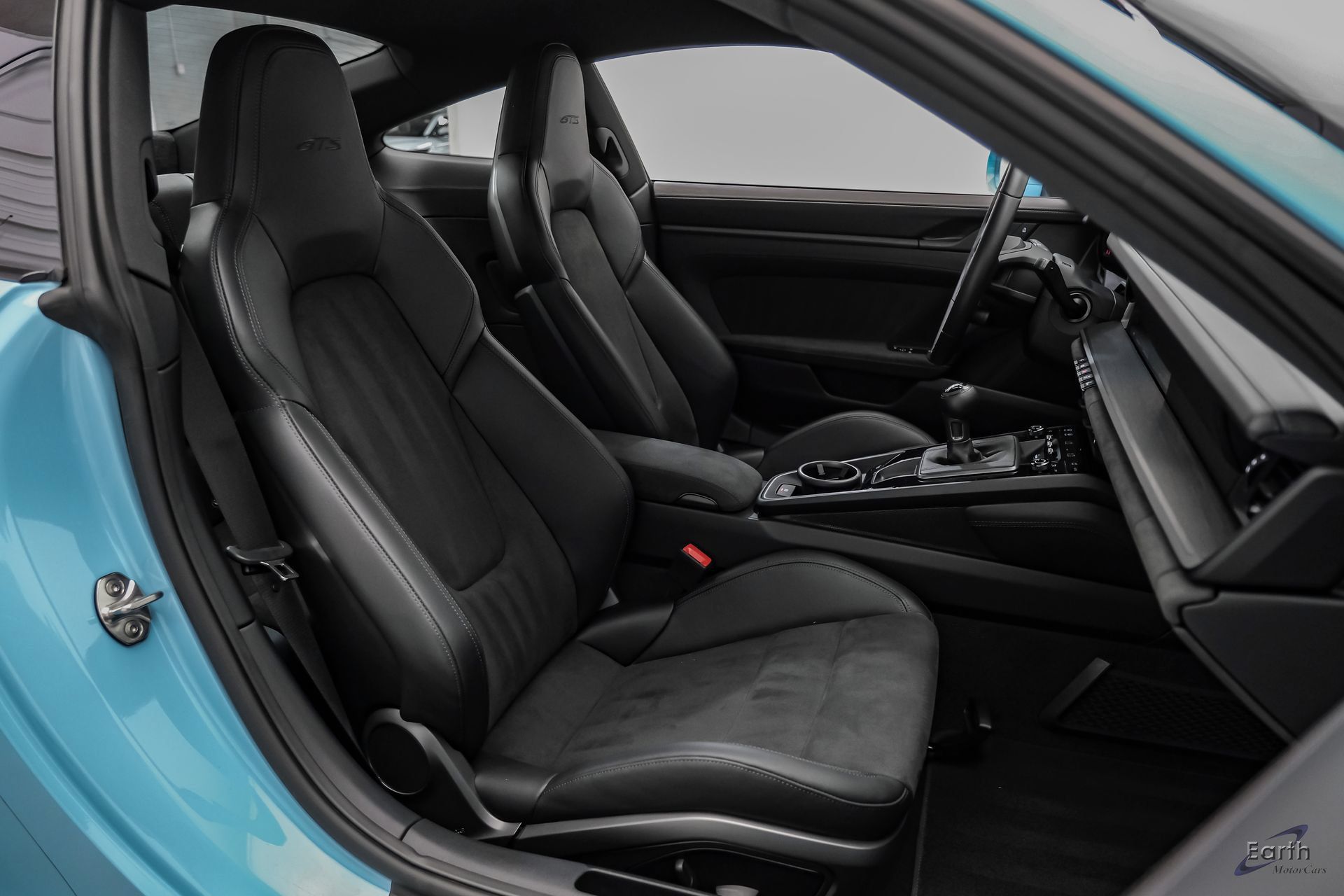 Used 2024 Porsche 911 Carrera GTS RWD image 50
