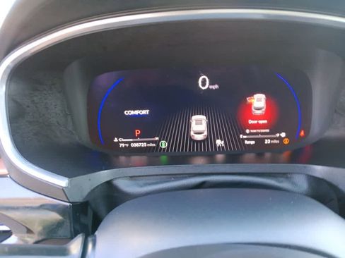 Used 2023 Acura MDX SH-AWD w/ Technology Package image 11