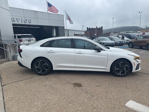 New 2025 Kia K5 GT-Line w/ GT-Line Premium Package image 8