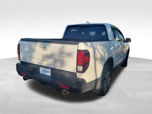 Certified 2024 Honda Ridgeline RTL image 13