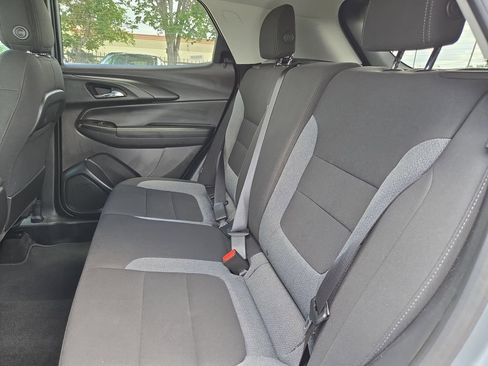 Used 2025 Chevrolet TrailBlazer LT AWD/4WD image 27
