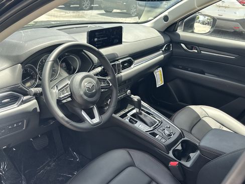 New 2025 MAZDA CX-5 Carbon Edition image 13