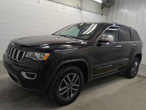 Used 2020 Jeep Grand Cherokee Limited w/ Luxury Group II AWD/4WD image 2
