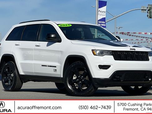 Used 2021 Jeep Grand Cherokee Freedom Edition image 1