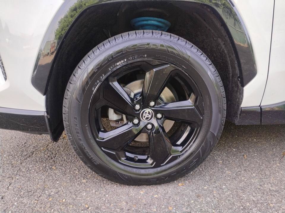 Used 2020 Toyota RAV4 XSE w/ XSE Grade Weather Package AWD/4WD image 31