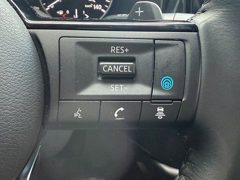 Used 2023 Nissan Pathfinder SV AWD/4WD image 20