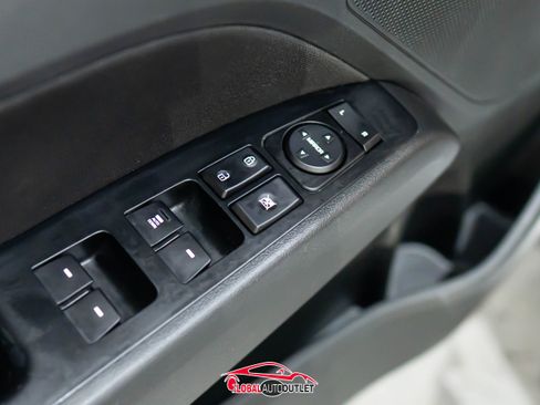 Used 2018 Hyundai Elantra SEL image 34