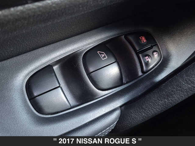 Used 2017 Nissan Rogue S AWD/4WD image 12