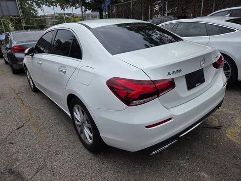 Used 2019 Mercedes-Benz A 220 4MATIC image 4