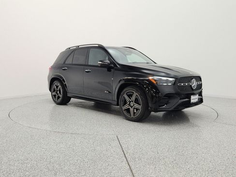 Certified 2025 Mercedes-Benz GLE 450 4MATIC image 3