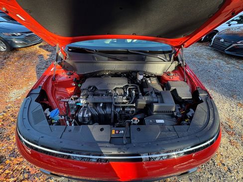 Used 2025 Hyundai Kona SEL image 32