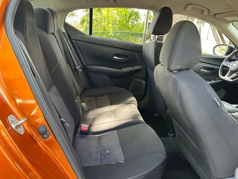 Used 2023 Nissan Sentra SR w/ Electronics Package FWD image 41