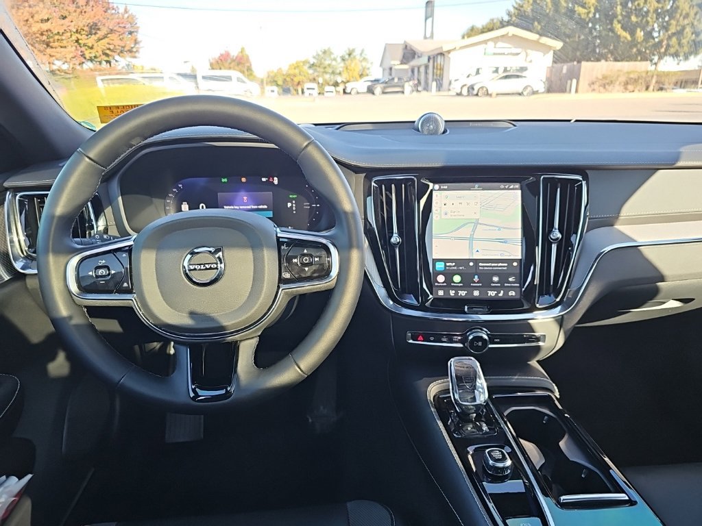 Used 2024 Volvo V60 T8 Polestar AWD/4WD image 2