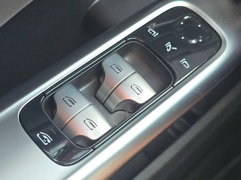 Certified 2026 Mercedes-Benz C 300 4MATIC Sedan image 28