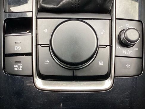 Used 2024 MAZDA MAZDA3 s image 24