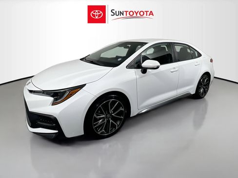 Used 2022 Toyota Corolla SE image 9