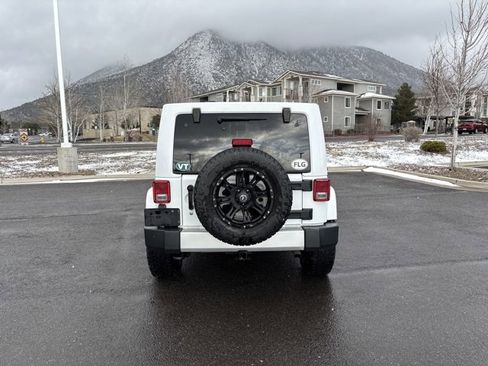 Used 2015 Jeep Wrangler Unlimited Sahara w/ Max Tow Package image 4