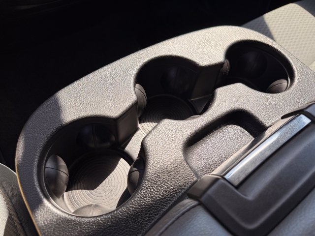 Used 2018 RAM 1500 Classic SLT AWD/4WD image 19