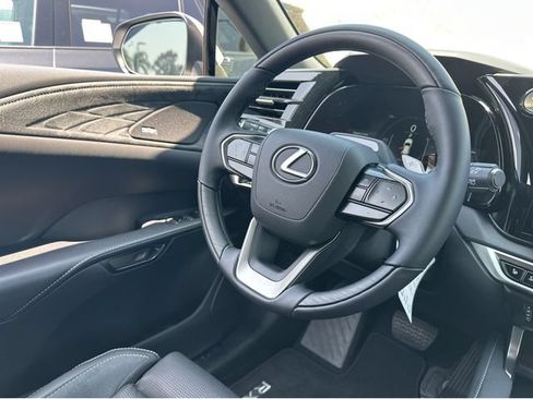 New 2026 Lexus RX 450h AWD image 13