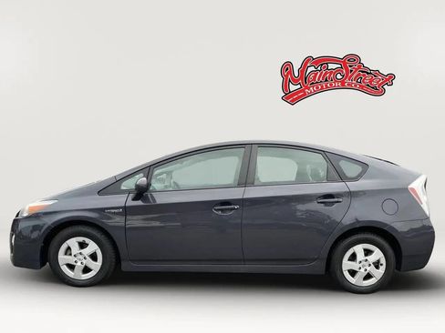 Used 2010 Toyota Prius III 4dr Hatchback image 3
