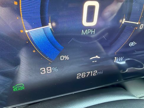 Used 2024 Chevrolet Blazer EV LT AWD/4WD image 10