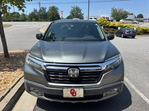Used 2017 Honda Ridgeline RTL-E image 2