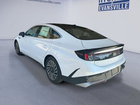 New 2026 Hyundai Sonata Limited FWD image 6