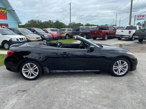 Used 2010 INFINITI G37 Convertible w/ Premium Pkg RWD image 25