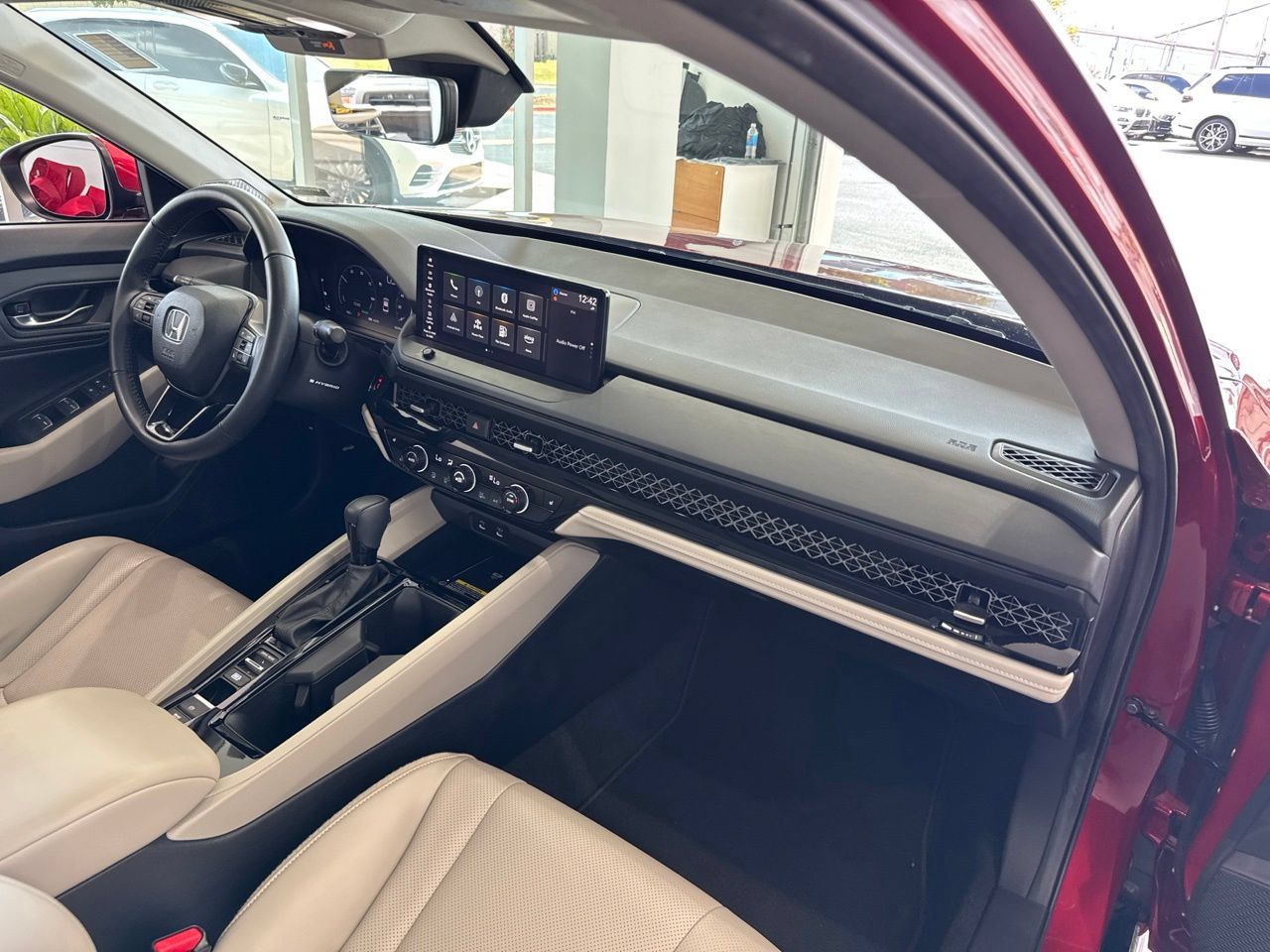 Used 2025 Honda Accord EX-L image 50