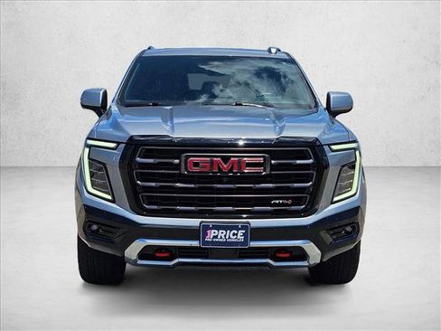 Used 2025 GMC Yukon XL AT4 Ultimate AWD/4WD image 2