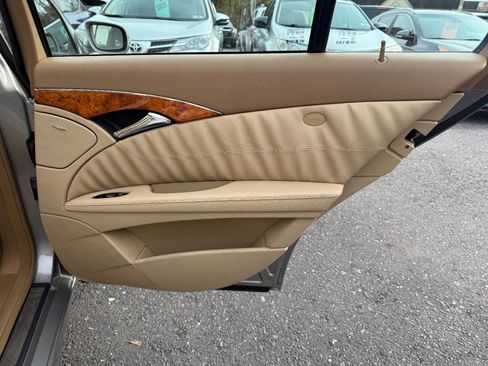 Used 2008 Mercedes-Benz E 320 BlueTEC Sedan image 29