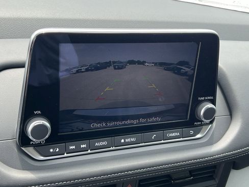 New 2026 Nissan Rogue SV FWD image 10