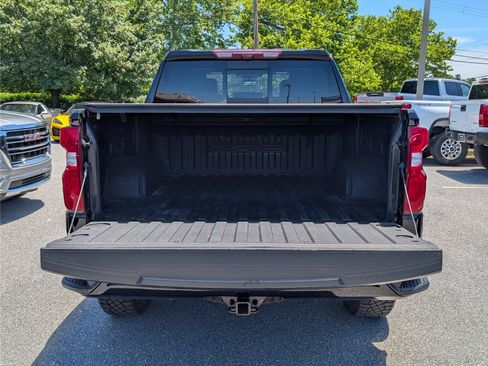Used 2022 Chevrolet Silverado 1500 ZR2 w/ Technology Package AWD/4WD image 14