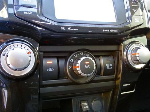 Used 2019 Toyota 4Runner TRD Pro AWD/4WD image 23