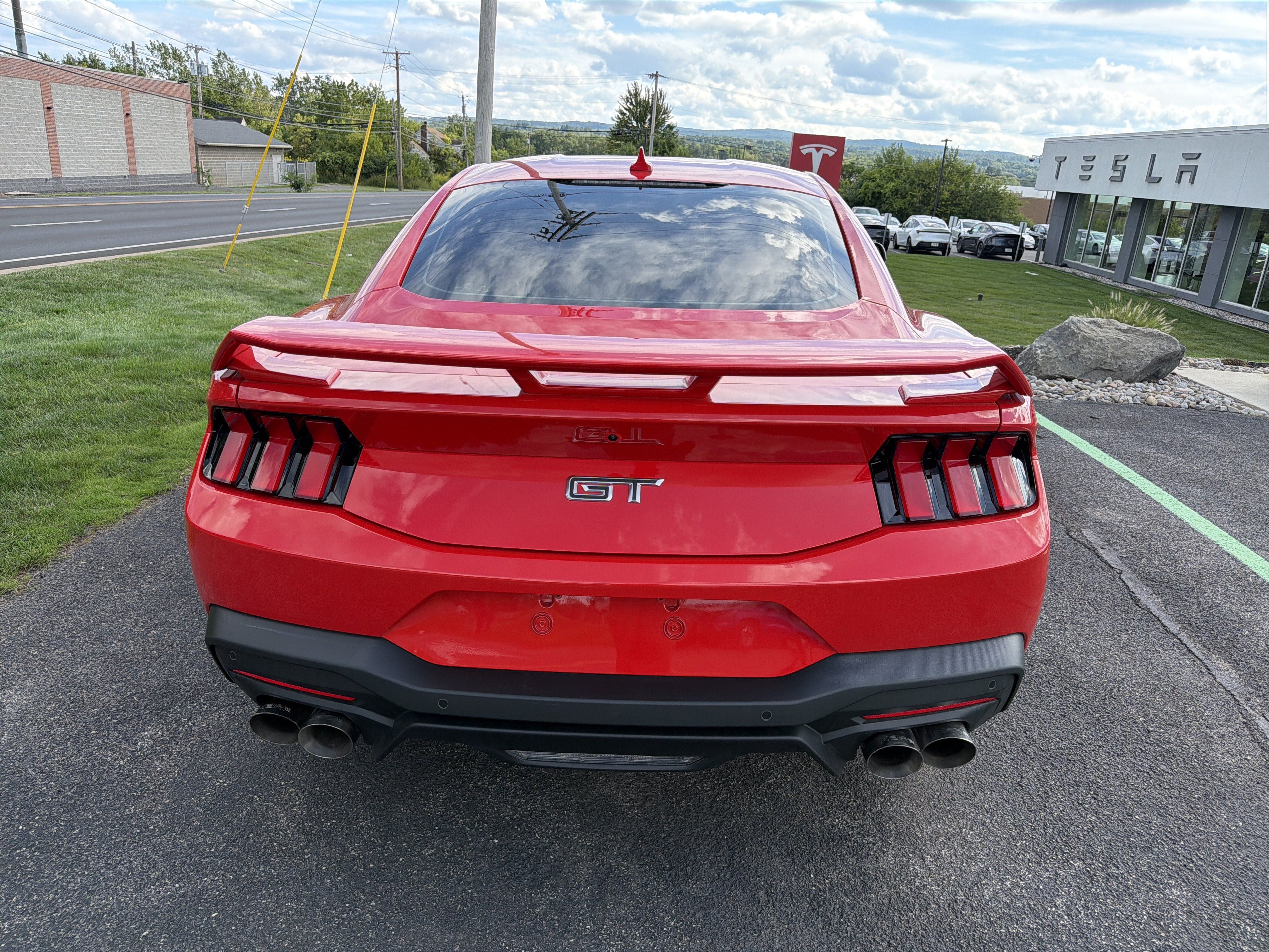 Used 2024 Ford Mustang GT Premium w/ GT Performance Package RWD image 6