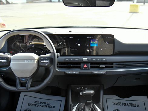 Used 2025 Kia K4 GT-Line w/ GT-Line Sunroof Package image 43