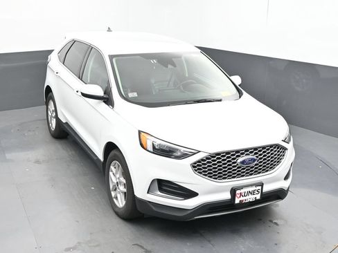 Used 2024 Ford Edge SEL AWD/4WD image 36