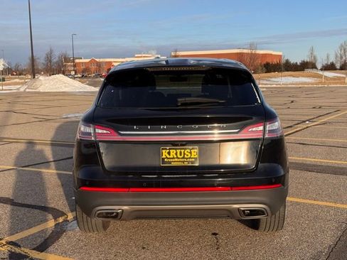 Used 2022 Lincoln Nautilus Reserve w/ Equipment Group 201A image 30