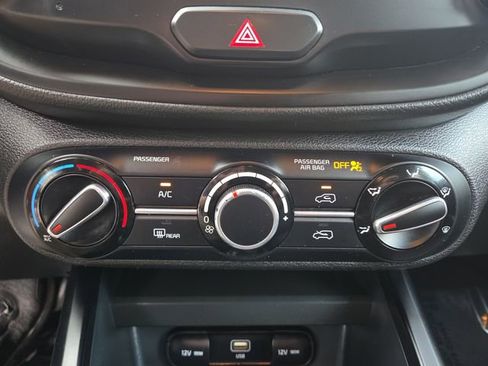 Used 2024 Kia Soul LX w/ Option Group 015 image 25