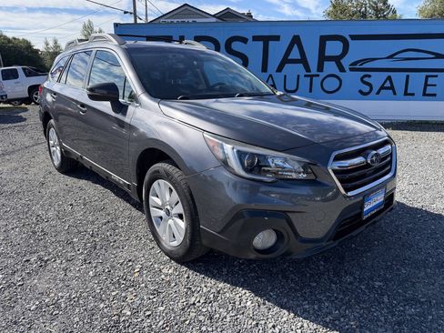 Used 2018 Subaru Outback 2.5i Premium AWD/4WD image 1