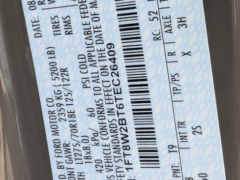 New 2026 Ford F250 XLT w/ XLT Premium Package image 21