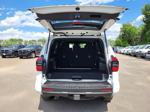 Used 2025 Toyota 4Runner TRD Off-Road AWD/4WD image 28