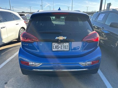Used 2019 Chevrolet Bolt Premier w/ Infotainment Package image 8