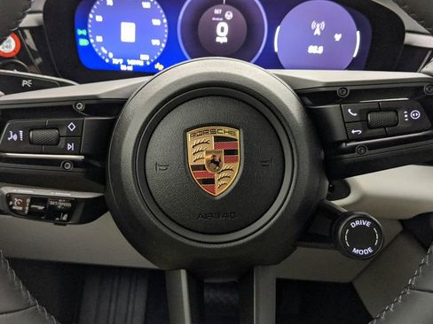 Used 2024 Porsche Macan 4 Electric image 51