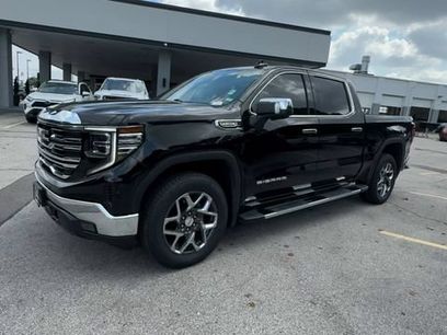 Used 2023 GMC Sierra 1500 SLT w/ SLT Premium Package