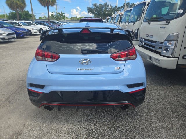 Used 2020 Hyundai Veloster N w/ Performance Package FWD image 5